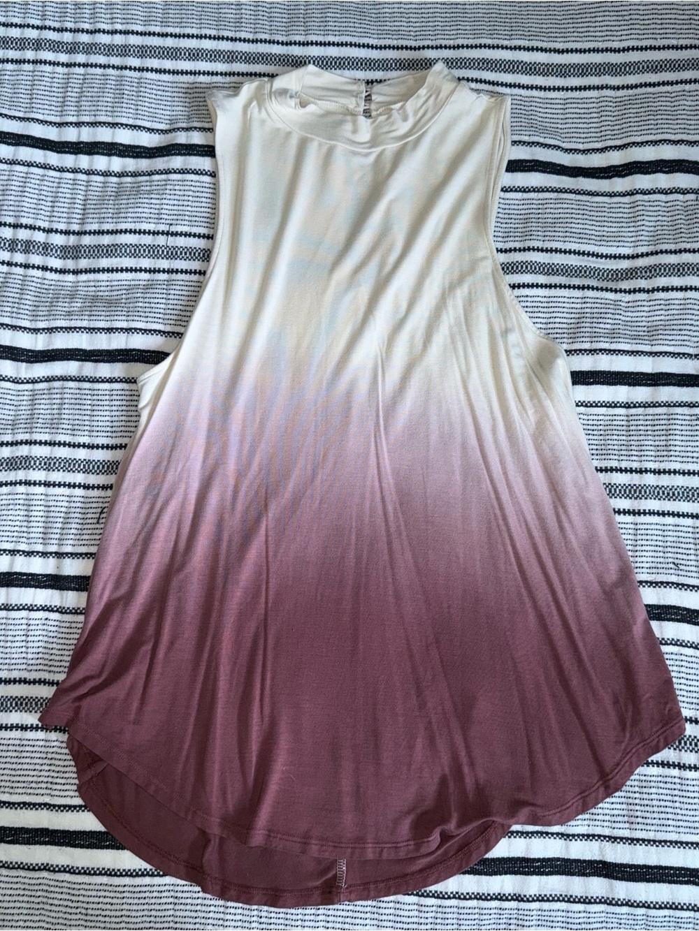 American Eagle soft and sexy ombré tank top